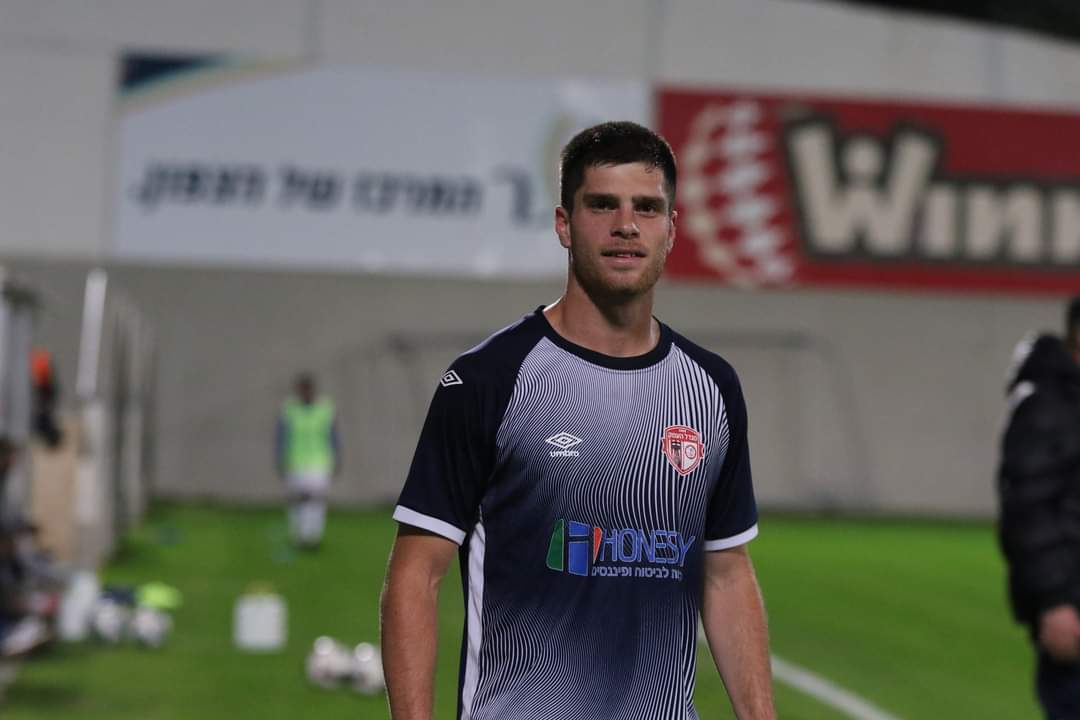 משחק מצוין שלו. לי (דאפר מחאמיד)